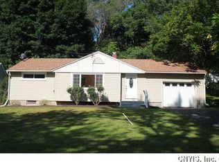 115 Homewood Dr, Fayetteville, NY 13066