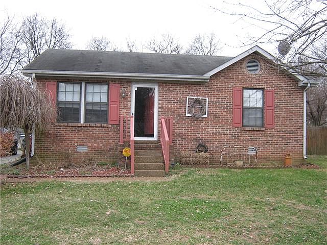1st image of 141 Yancey Pl