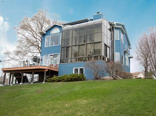 2965 Edward St, Saint Paul, MN 55109