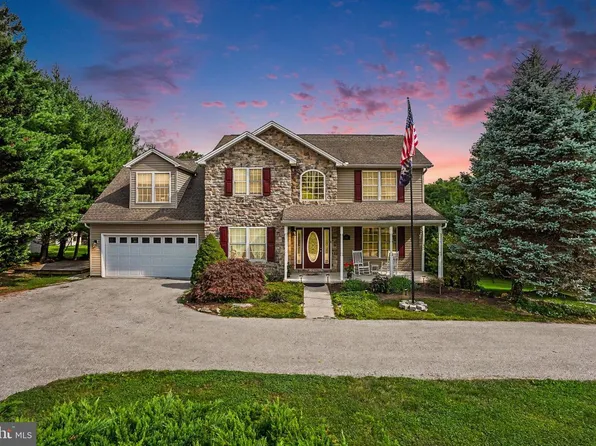 937 Mount Carmel Rd, Orrtanna, PA 17353