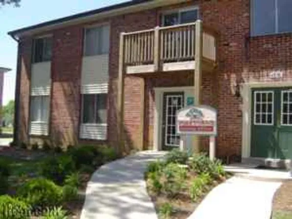 Yorktowne Apartments