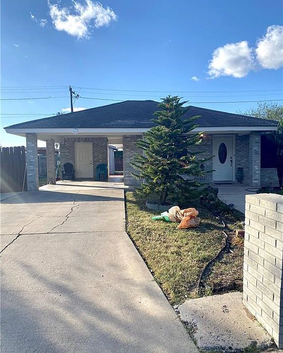 1st image of 2215 N San Antonio Ave