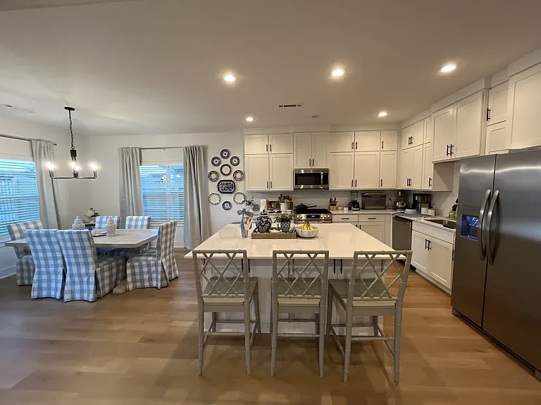 463 S Wagon Wheel Ave — Photo 5