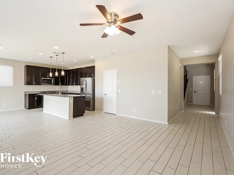5616 Salt Rock St — Photo 3