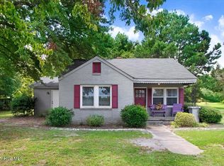 668 E New Hope Rd, Goldsboro, NC 27534