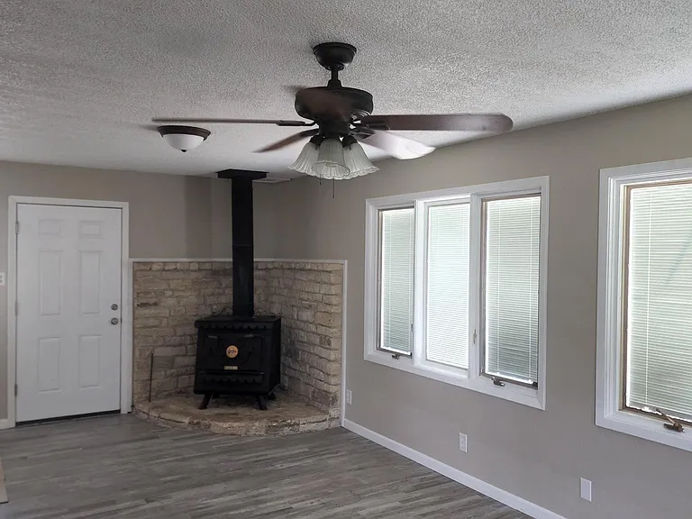 317 Oak Dr — Photo 11