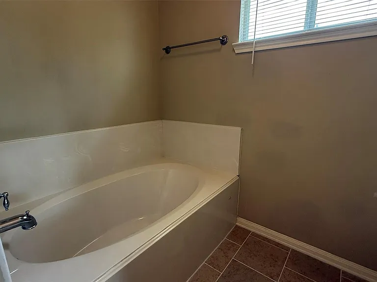 5127 Prosperity Cir — Photo 25