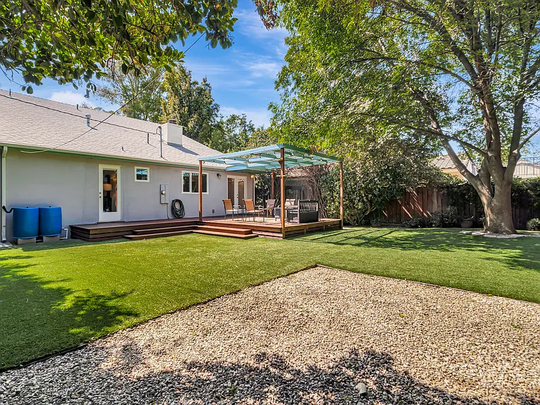 4974 Canoga Ave — Photo 39
