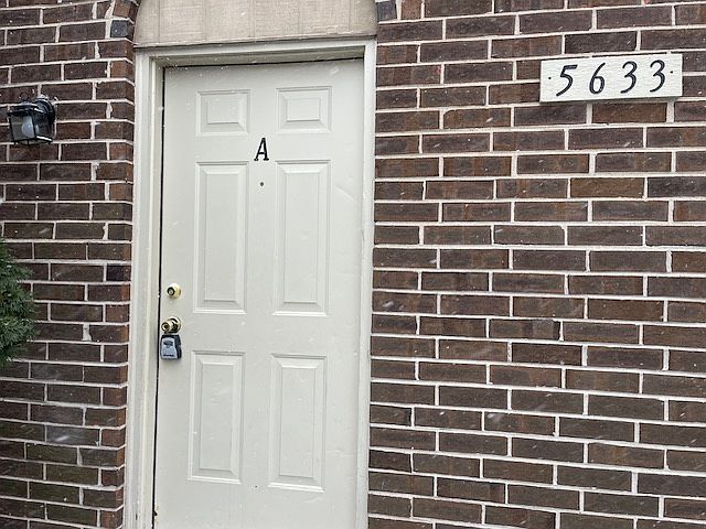 1st image of 5633 Beachwood Dr #A