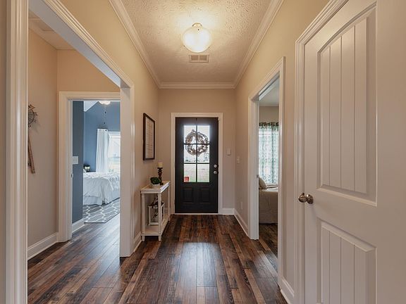 4th image of 510 Drema Way