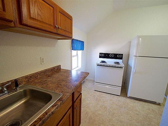 2nd image of 509 Litchfield St APT 3