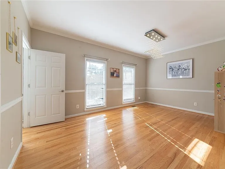 300 Halah Cir — Photo 6