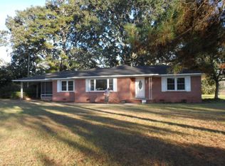 590 Nesbit Rd, Odum, GA 31555