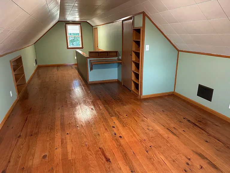 151 Clifton Dr — Photo 15