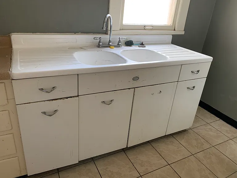 1219 N Laurel St — Photo 12