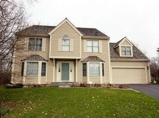 256 Long Hill Rd, Gurnee, IL 60031