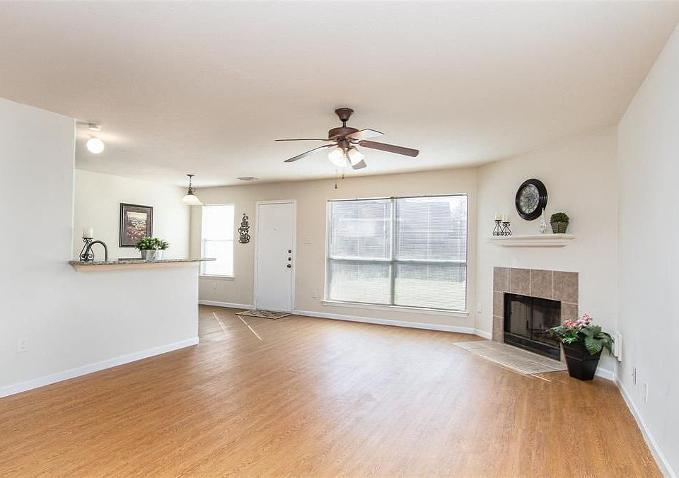 1st image of 14202 Ballfour Park Ln