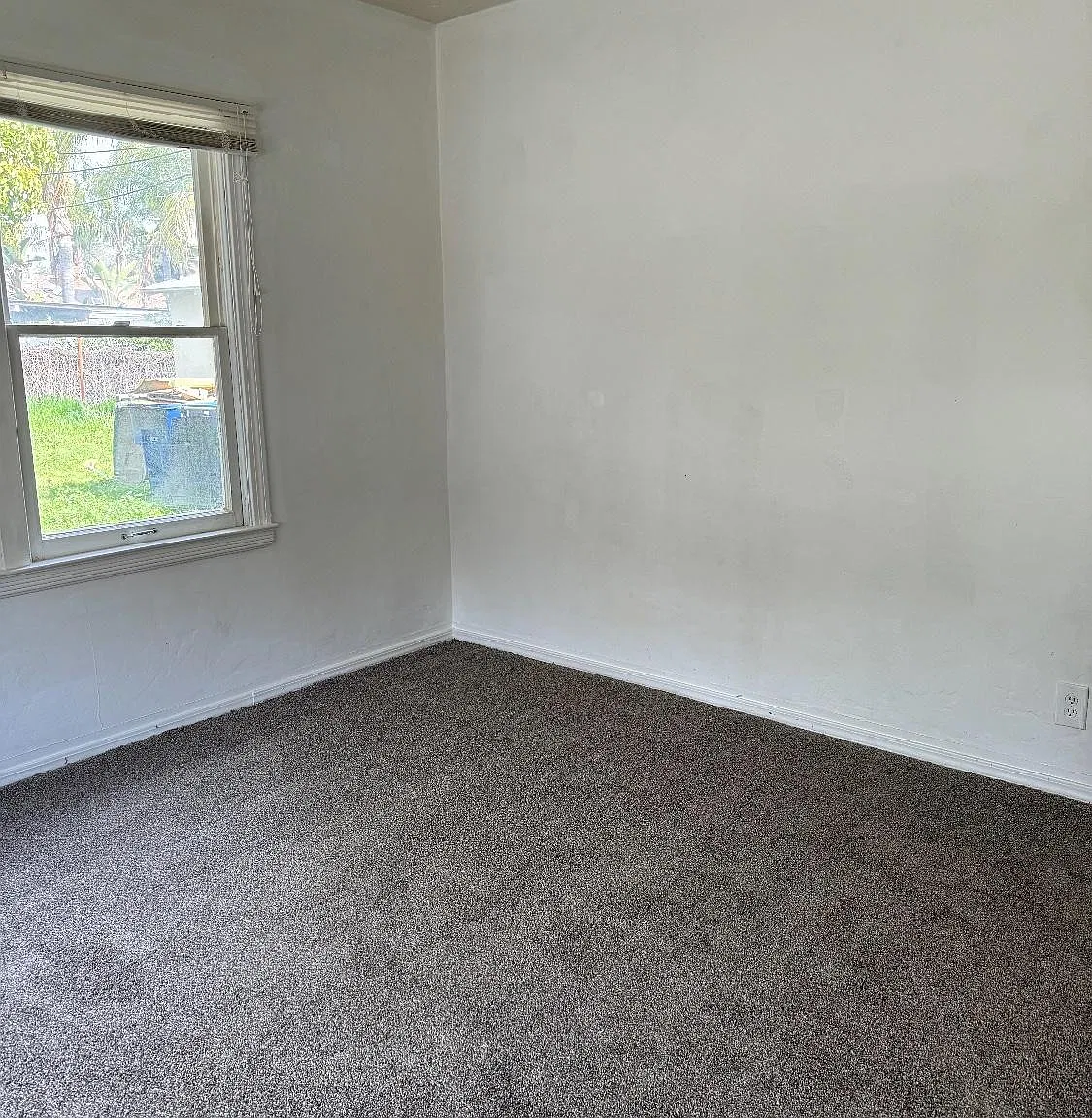 2 bed, 900 sqft, $1,450 — Photo 2