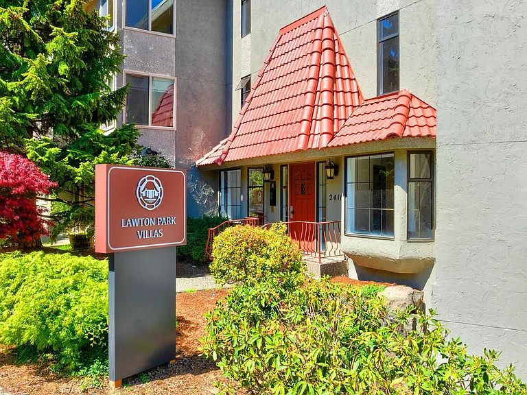 Lawton Park Villas- One month free- 2 Bed / 2 Bath Space to Live, Room to Breathe, All Yours. Mag... — Photo 17