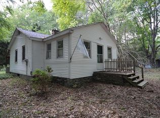 143 Randall Rd, Lebanon, CT 06249