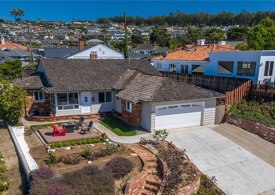 1st image of 512 Paseo De La Playa