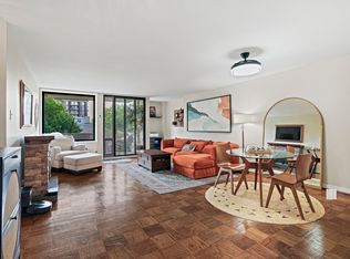 490 M St SW APT W204, Washington, DC 20024