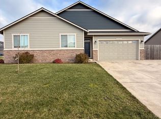 450 NE Pine St #450, Sublimity, OR 97385