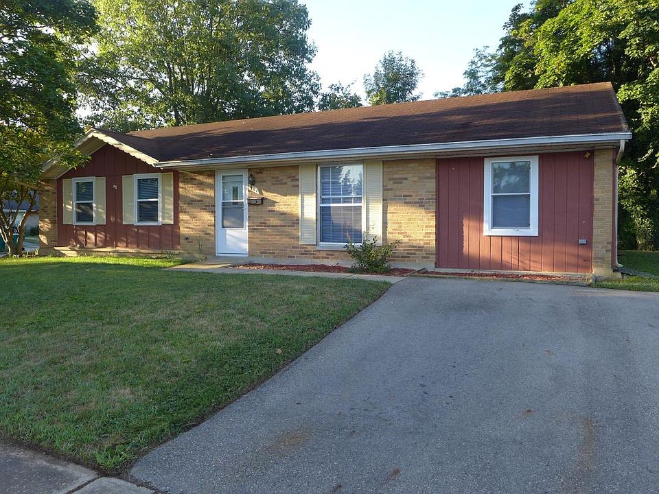 1st image of 901 Firwood Dr