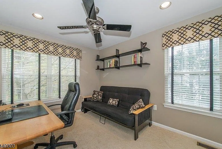84 Constitution Way — Photo 14