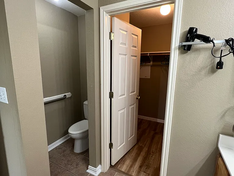 Mater bathroom and closet