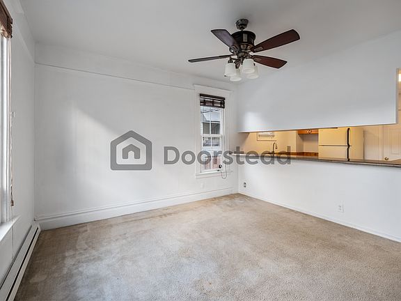 5th image of 818 NE 42nd St Unit 1