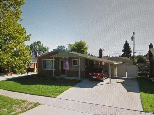 2nd image of 6022 Fairwood Dr