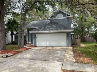 2410 Kenwick Dr, Valrico, FL 33596