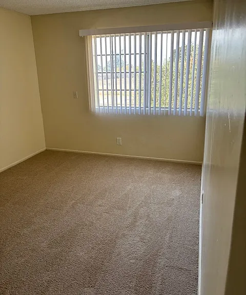 6248 Vineland Ave #201 — Photo 8