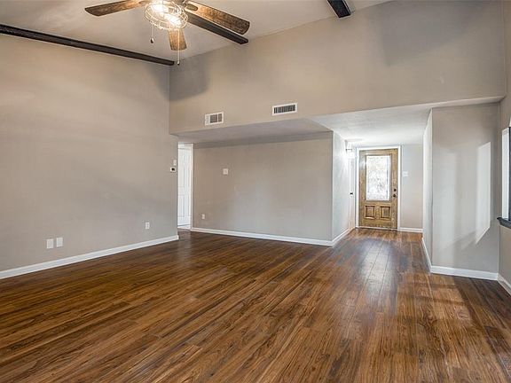 5th image of 2216 Overglen Dr