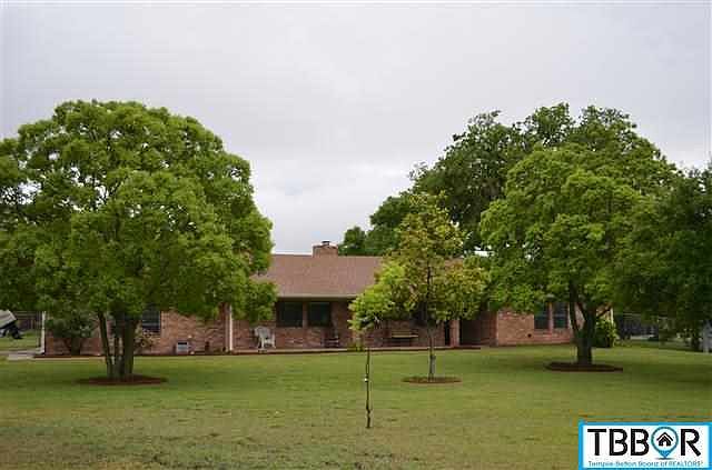 1st image of 131 Lonely Oaks Ln