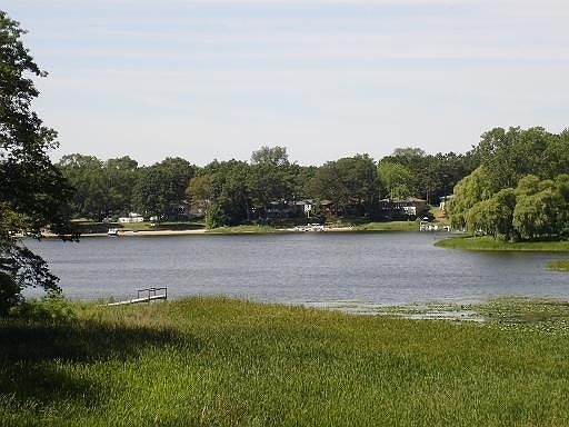 On Lloyd's Bayou