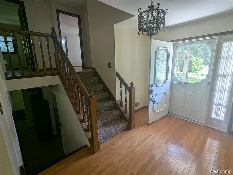 3211 McCluskey — Photo 3
