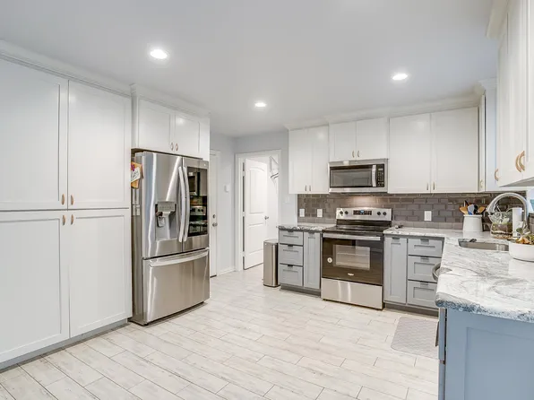 5624 Donnelly Ave, Fort Worth, TX 76107