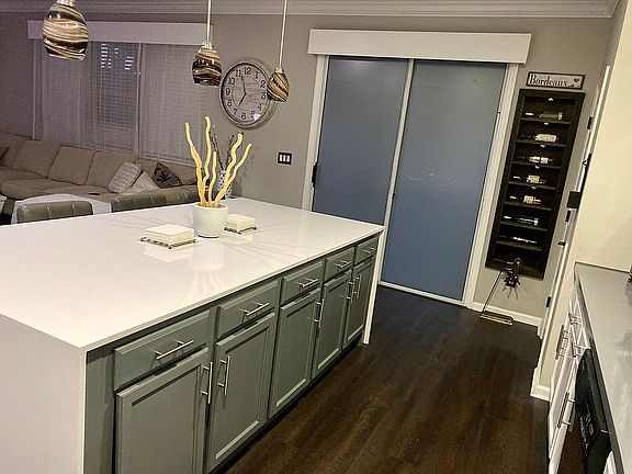 2nd image of 180 Crown Wheel Cir