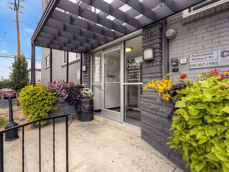 Peak 54 Apartments Building Entrance in Denver, Colorado