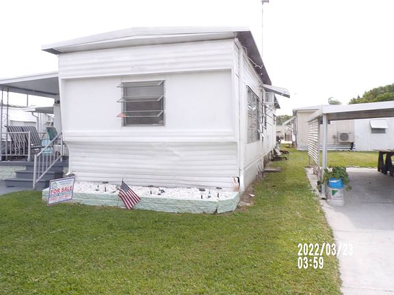 4th image of 4000 24th St N #212