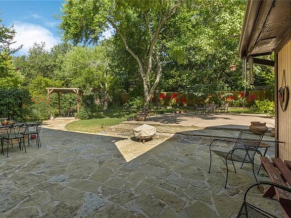 2nd image of 10204 La Costa Dr