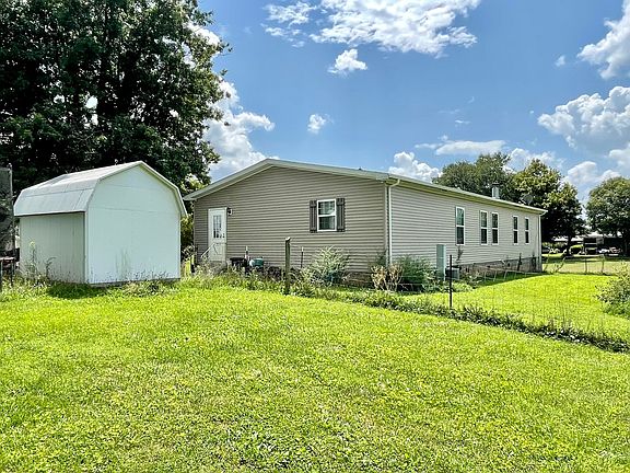 3rd image of 190 Whitaker Rd