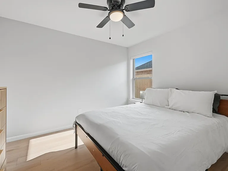 5649 Butterfield Meadows Pkwy — Photo 10