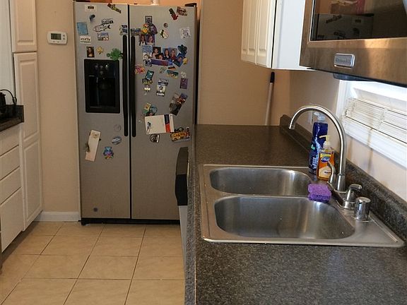 4th image of 330 Carter Dr
