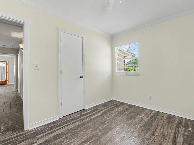 442 Woody Cir — Photo 6