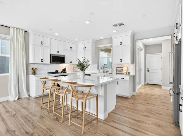 2861 Bathford St, Sacramento, CA 95833