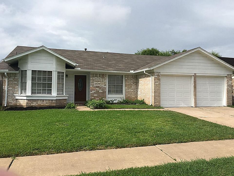 1st image of 12047 Creekhurst Dr