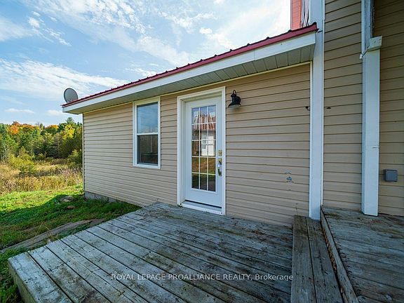 5th image of 5948 Ardoch Rd